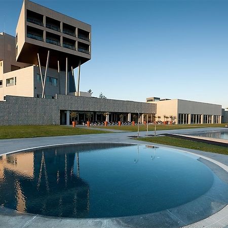 Hotel Casino Кавес Екстериор снимка